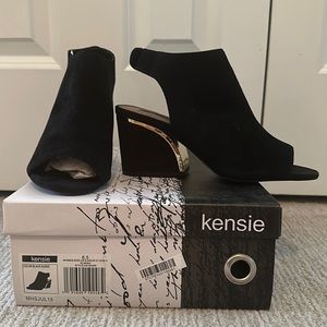 Kensie Elmira Black Suede Booties